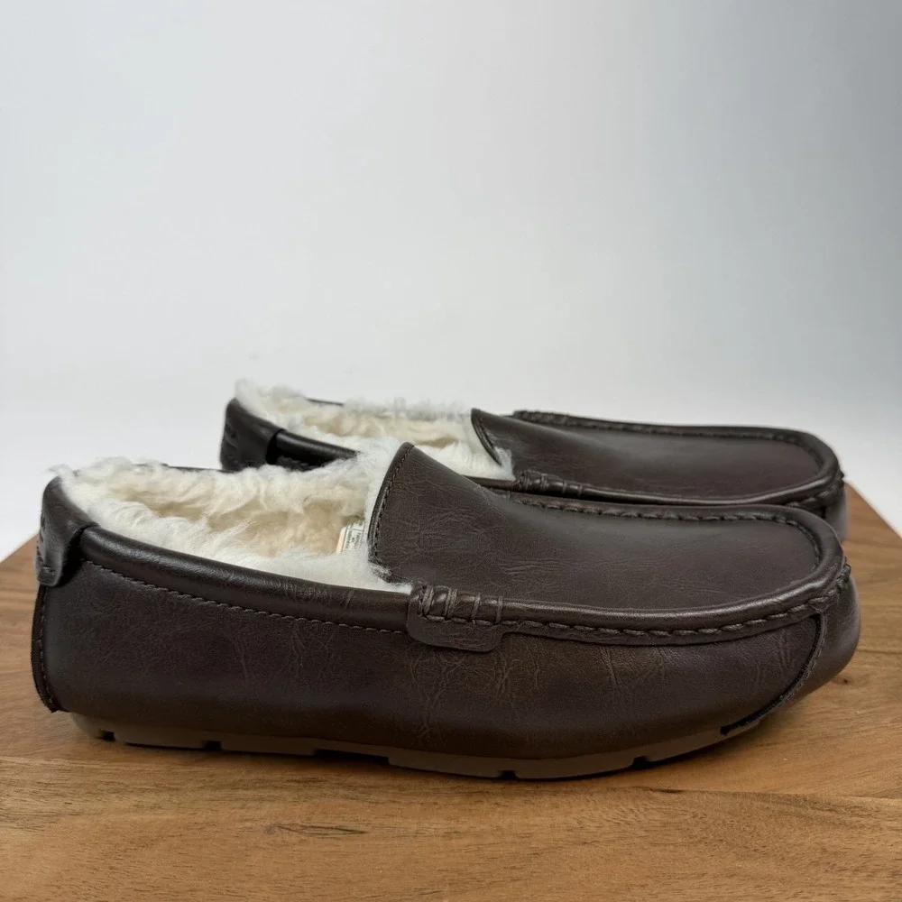New Mens Koolaburra By Ugg Tipton Smooth Brown‎ Faux Fur Lined Slippers Size 8 M